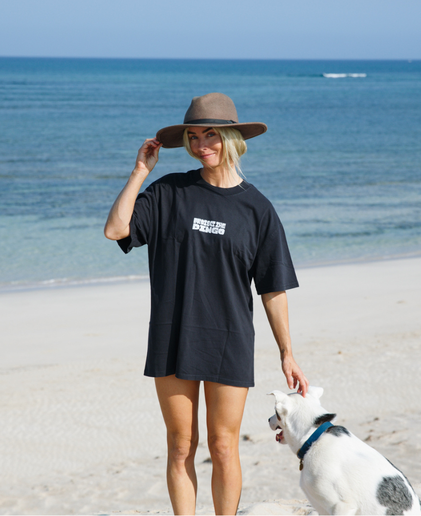 PROTECT THE DINGO - OVERSIZED TEE - FADED BLACK