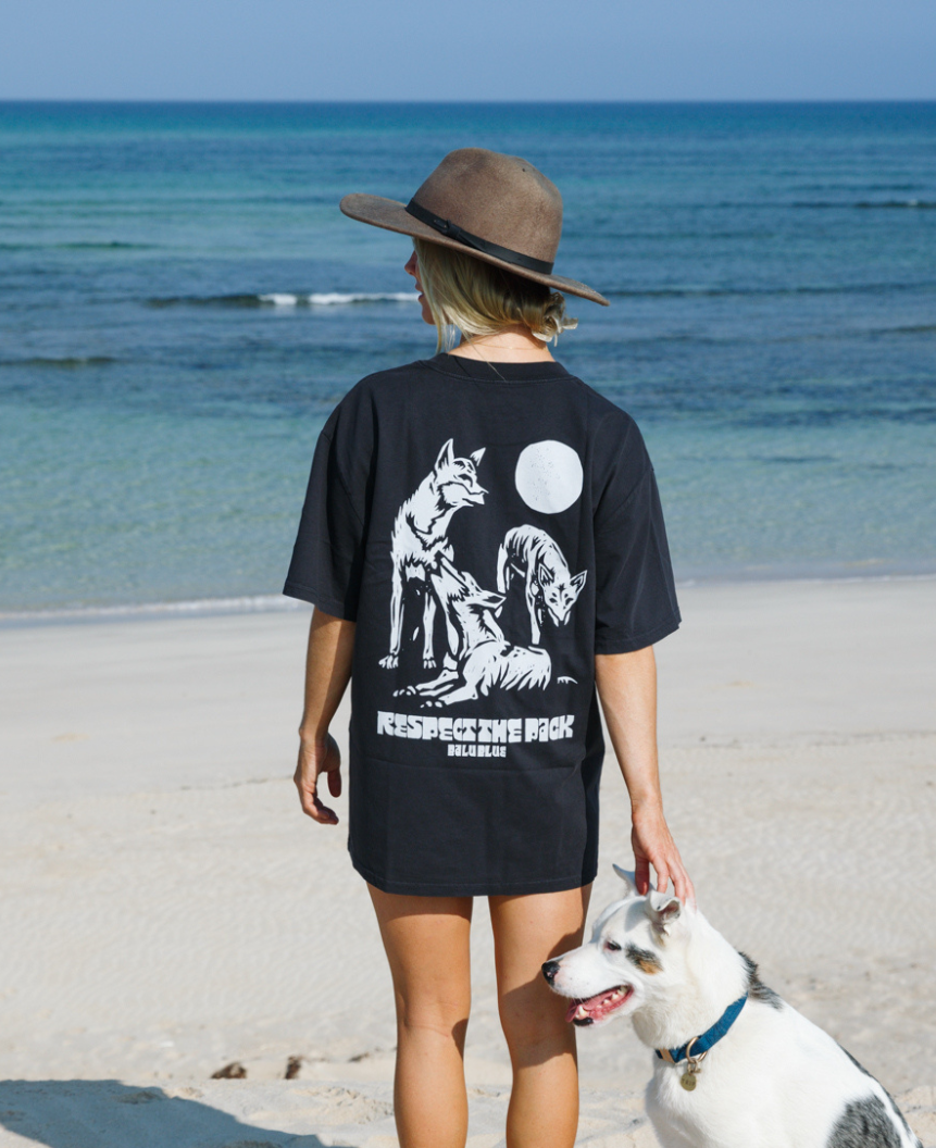 PROTECT THE DINGO - OVERSIZED TEE - FADED BLACK